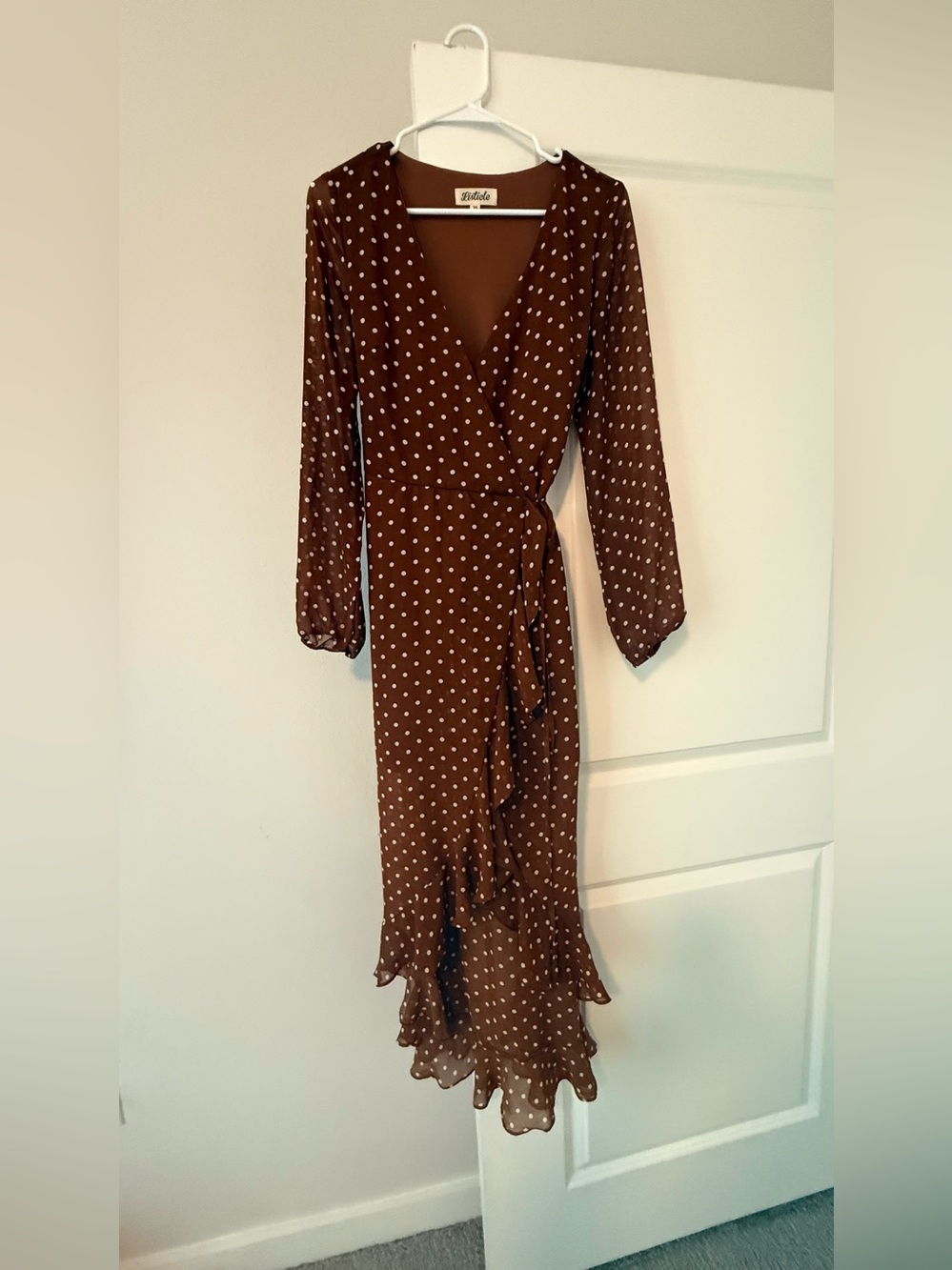 Listicle Terracotta Brown Polka Dot Ruffle Wrap Midi Dress Size Medium M🩷 - Picture 3 of 10